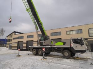 Автокран 30 тонн Zoomlion ZTC300V