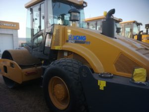 Виброкаток XCMG XS163