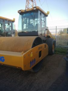 Виброкаток XCMG XS163