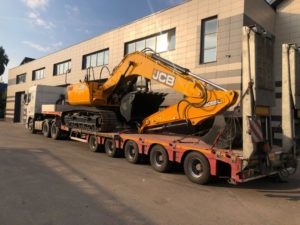 Экскаватор JCB JS205LC